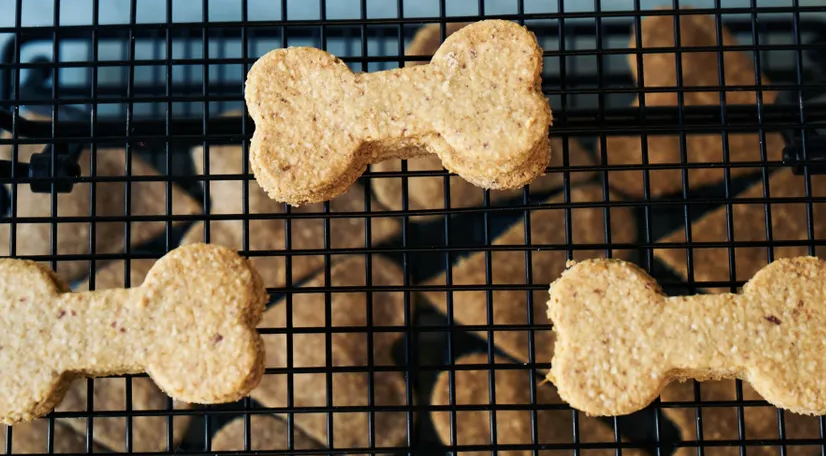 Bacon Cheddar Bones - Large Bag