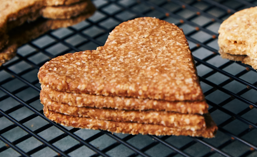 Banana Peanut Butter Hearts - Large Bag